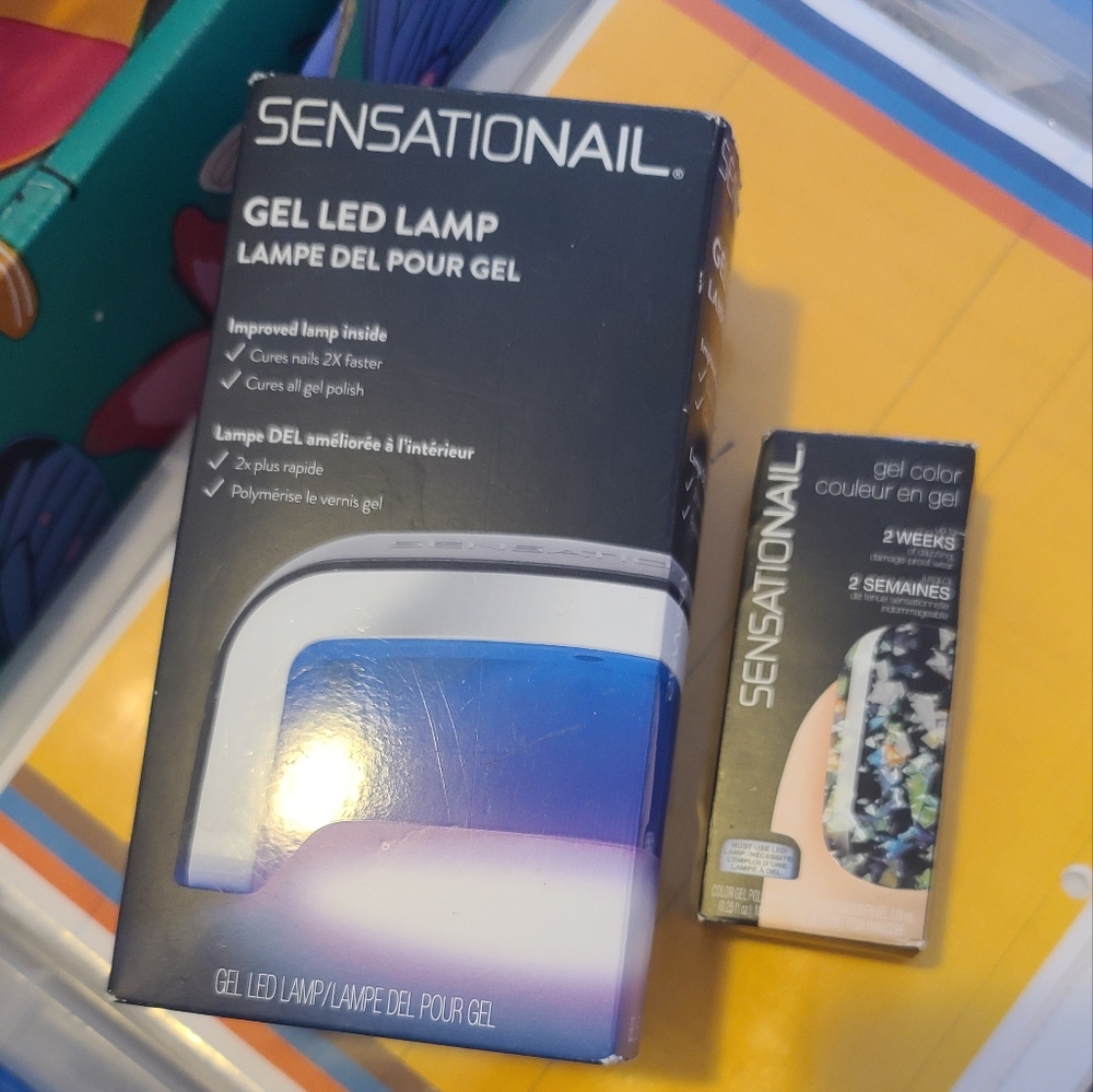 SENSATIONAL Gel LED lamp and  Gel nail color  NIB